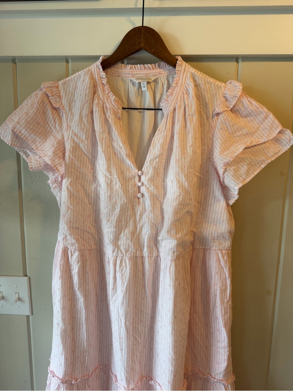 crown & ivy Light Pink Striped Tiered Maxi Dress - Picture 5 of 11